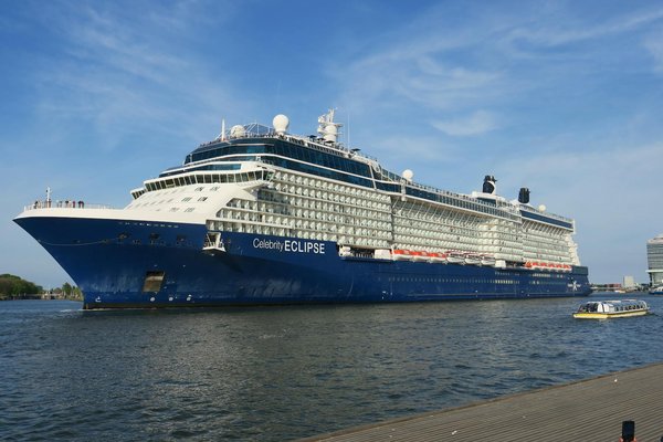 Les essentiels pour un voyage entre amis réussi